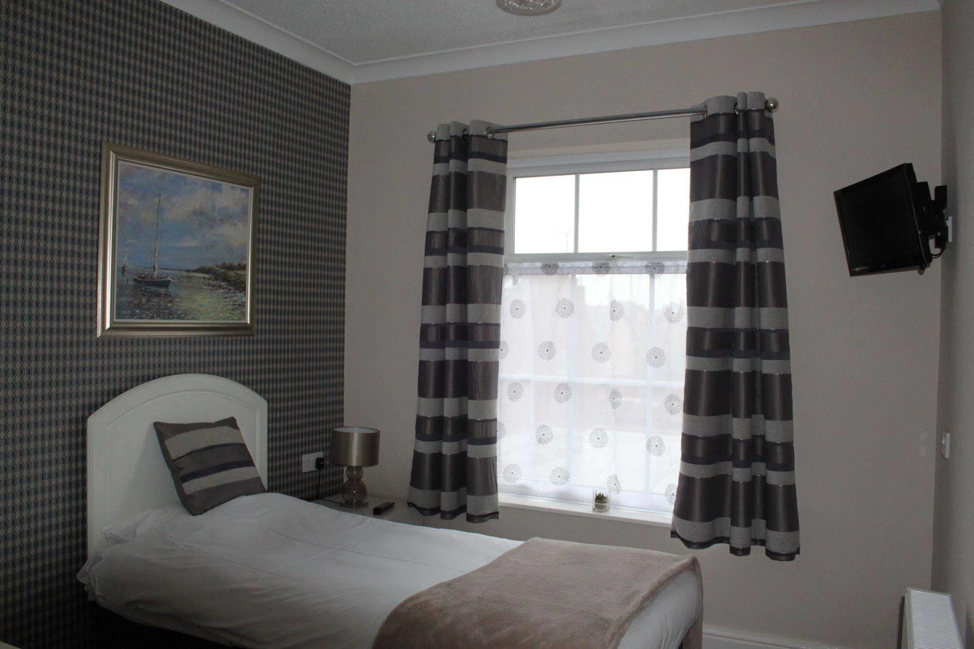 Abbey Grange Hotel Nuneaton Extérieur photo